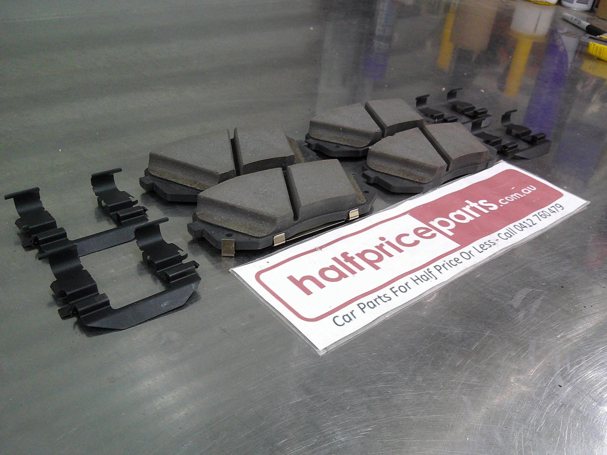 KIa Seltos Genuine Front Disc Brake Pad Set New Part