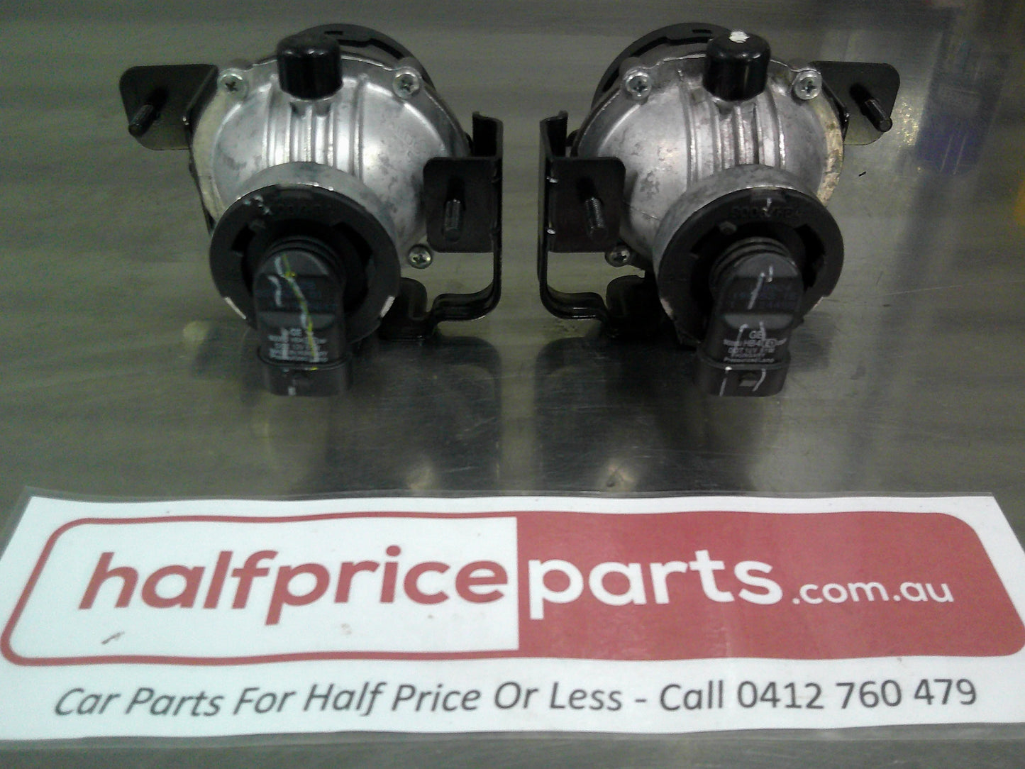 Holden RG Colorado LTZ Genuine Fog light (Pair) Used Part VGC