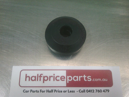 Holden VZ Commodore Genuine Front Sway Bar Bush - New Part