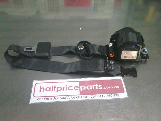Holden RG Colorado RG Trail Blazer Genuine Left Hand Rear Seat Belt Retractor Assembly New Part