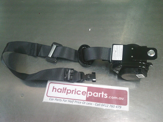 Holden RG Colorado RG Trail Blazer Genuine Left Hand Rear Seat Belt Retractor Assembly New Part