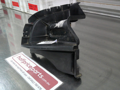 Holden VE Commodore Sedan/WM Caprice/Statesman Genuine Right Hand Rear Bumper Bracket New Part