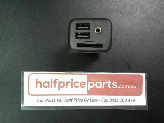 Holden Camaro Genuine USB-SD Card Aux Socket New Part