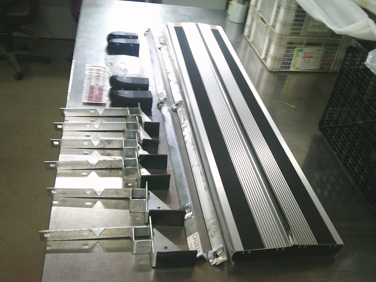 Chery J11 Genuine Alloy Side Step Complete Kit New Part