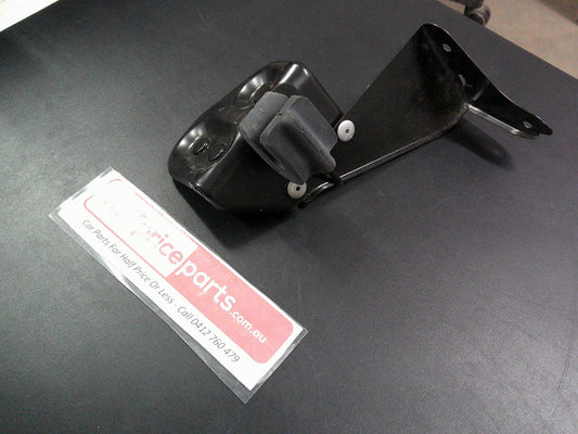 Holden Frontera/ Isuzu MU Genuine Left Hand Front Bumper Bracket New Part