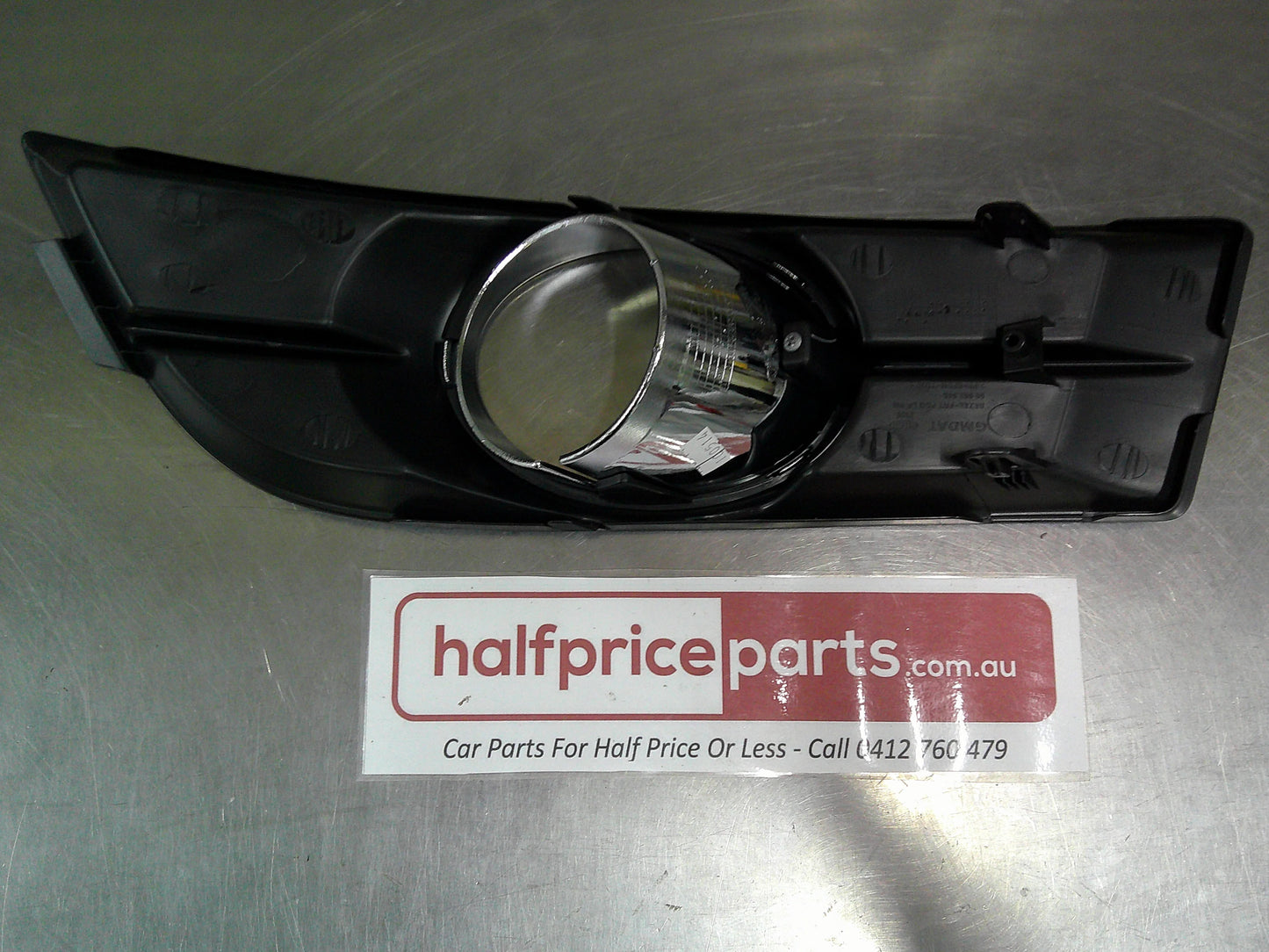 Holden JG Cruze Genuine Right Hand Fog Light Bezel New Part