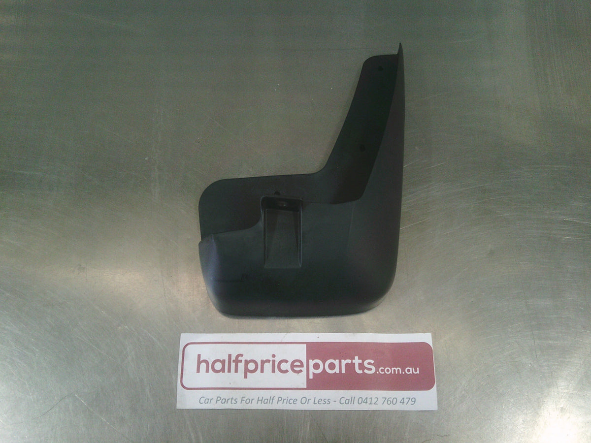 Holden CG Captiva Genuine Front Right Hand Mud Flap New Part
