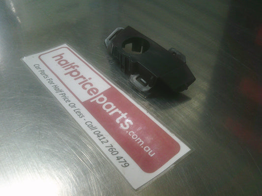 Holden Astra J Genuine Right Hand Front Park Assist Alarm Bracket New Part