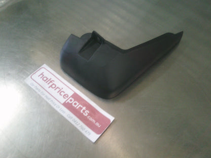 Holden CG Captiva Genuine Front Right Hand Mud Flap New Part