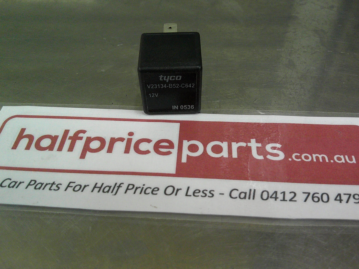 Holden CG Captiva Genuine Under Bonnet Fan Relay Multi Purpose New Part