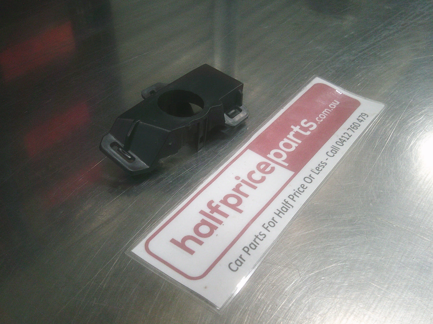 Holden Astra J Genuine Right Hand Front Park Assist Alarm Bracket New Part