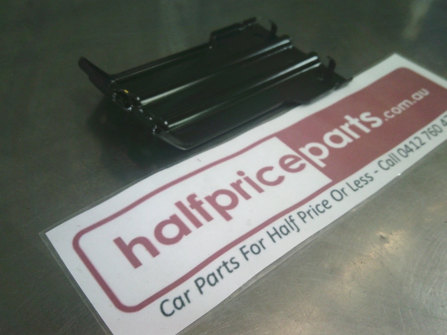 Holden CG Captiva Genuine Left Hand Front Fascia Bracket Lower New Part