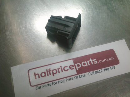 Holden Colorado/Trailblazer /Isuzu D-Max Genuine Driving Light Switch Housing Bezel New Part