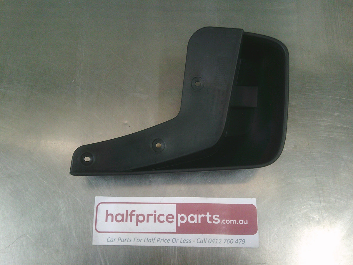 Holden CG Captiva Genuine Front Right Hand Mud Flap New Part