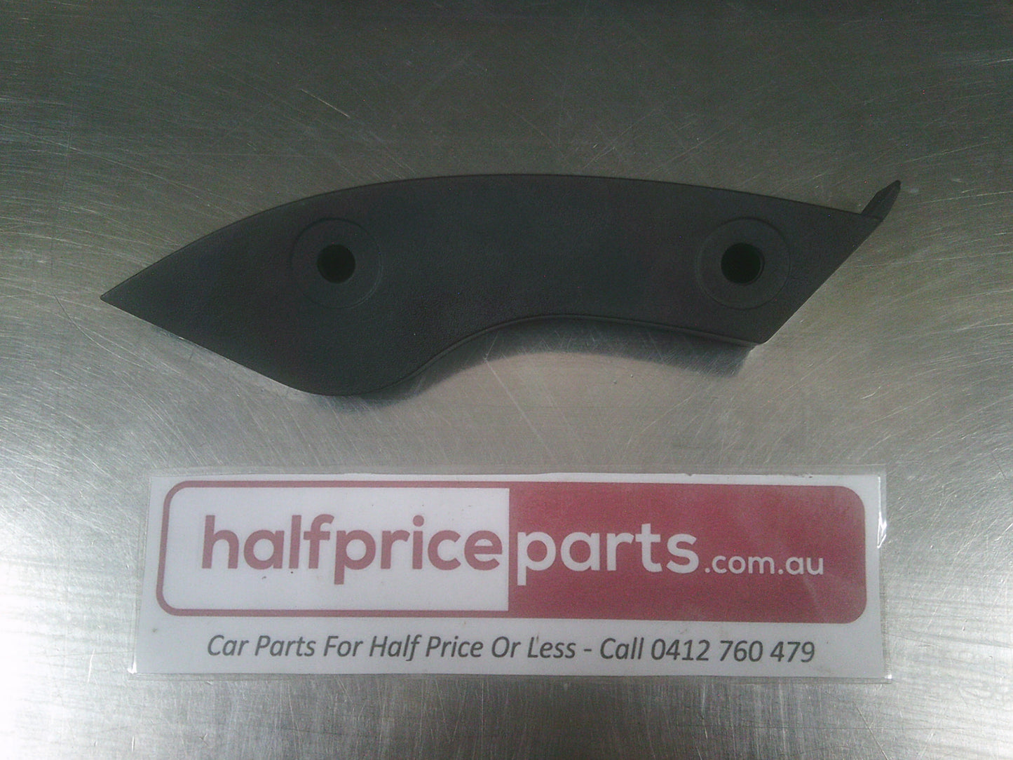 Holden ZB Commodore Genuine Rear Passenger Side Bumper Bracket New Part