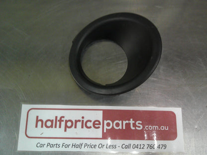 Holden CG7 Captiva Genuine Left Hand Front Fog Light Trim Used Part