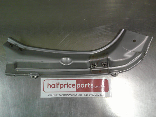 Holden CG Captiva Genuine Left Hand Outer Pillar Panel New Part