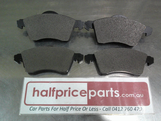 QFM Front Brake Pad Set New Part Suits VW Transporter/Caravlle New Part