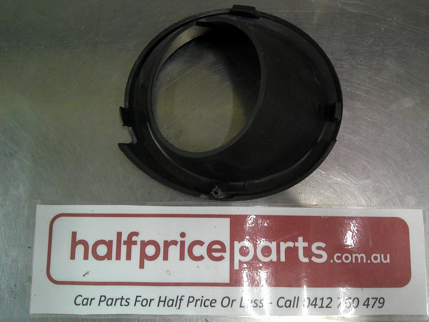 Holden CG7 Captiva Genuine Left Hand Front Fog Light Trim Used Part
