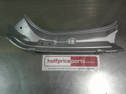 Holden CG Captiva Genuine Left Hand Outer Pillar Panel New Part