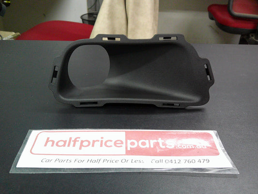 Holden RG Colorado Genuine Left Hand Front Fog Light Inner Plastic New Part