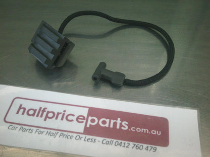 Holden Barina Combo Genuine Retaining Centre Cover Strap - New Part