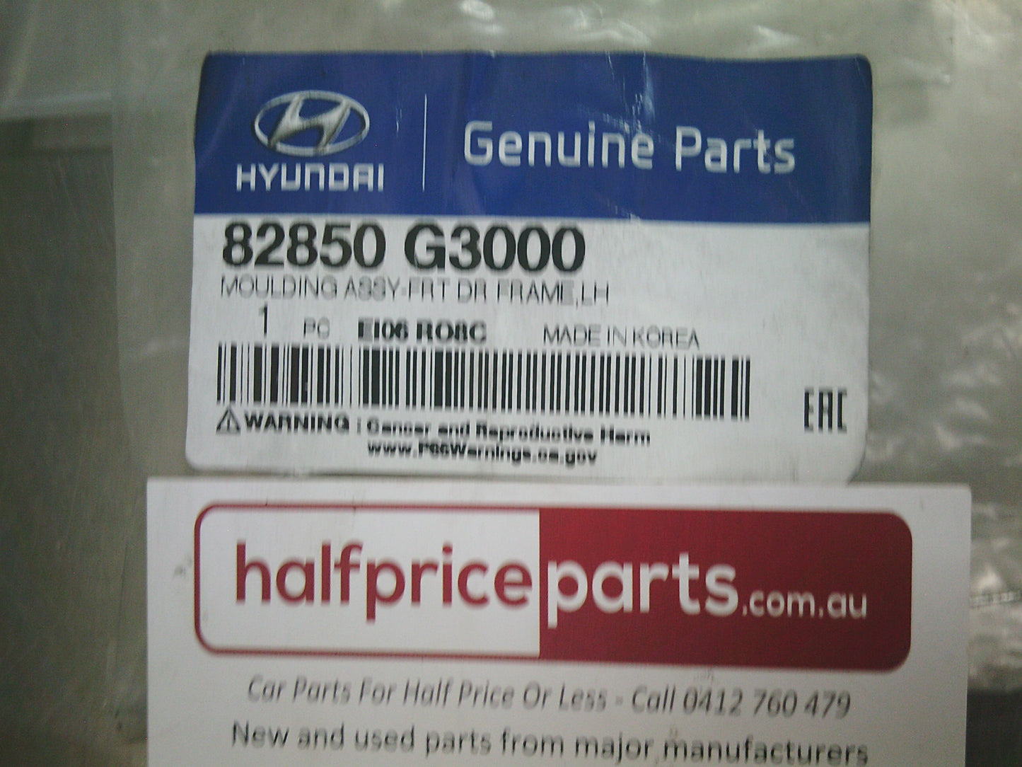 Hyundai Elantra Genuine Left Hand Front Door Moulding - New Part