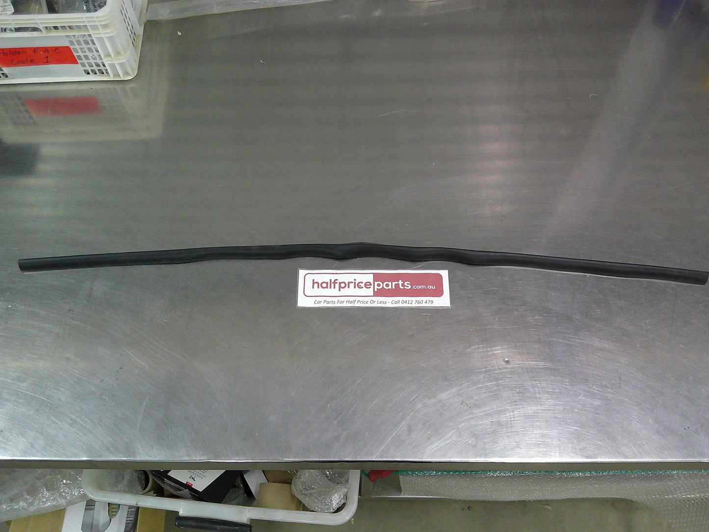 Holden VF/HSV/SV6/SS/SSV Commodore Genuine Front Bonnet Weatherstrip Rubber Seal New Part