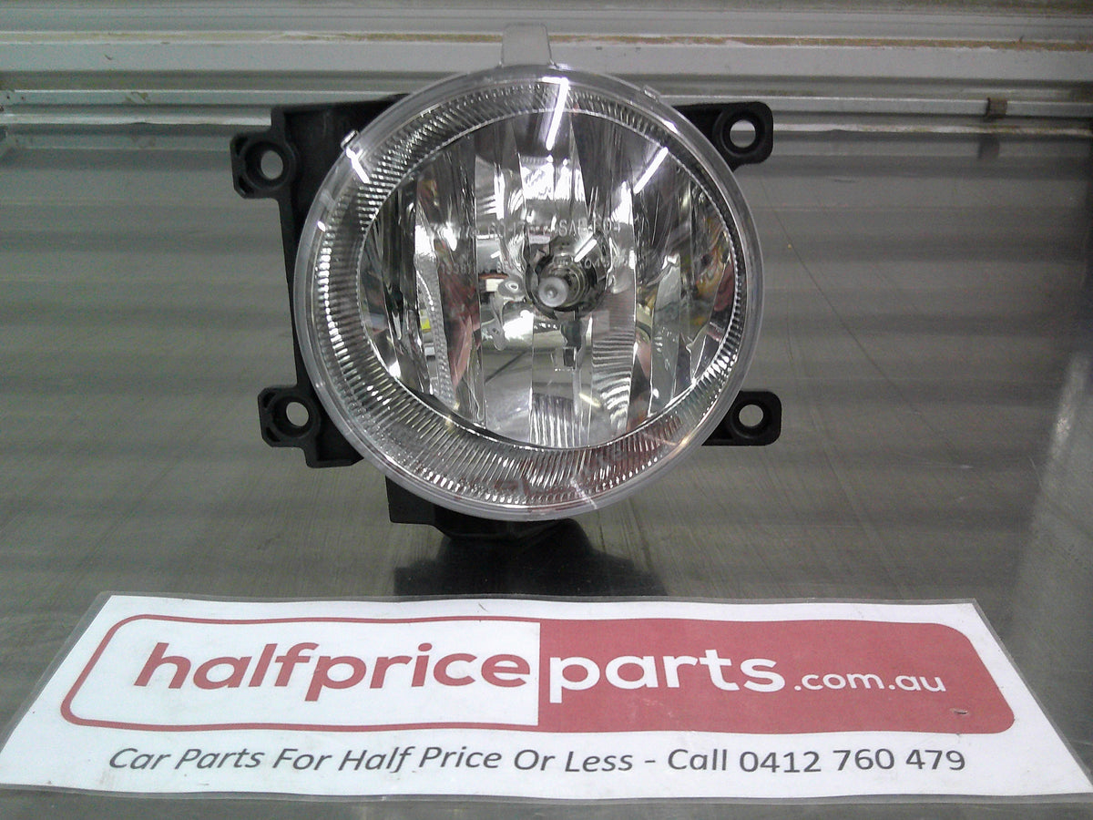 Toyota Landcruiser 200 Series / Rav4 Genuine Right Hand Front Fog Light New Part