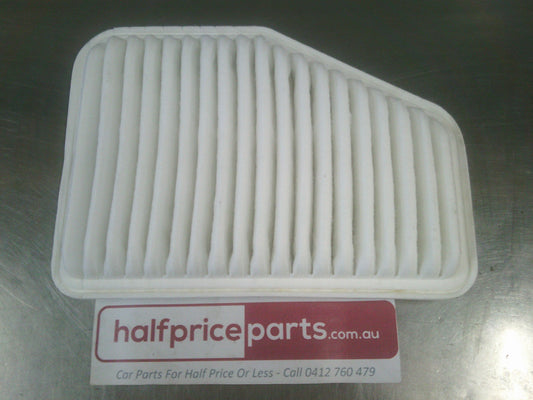 Sakura Air Filter Suitable For Holden/HSV Various Models New Part
