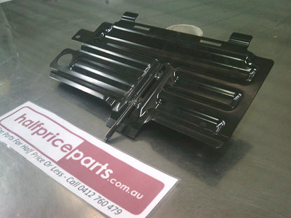 Holden VE Commodore/WM Statesman Caprice/HSV/V8 Genuine Boot Battery Tray Mount Bracket New Part