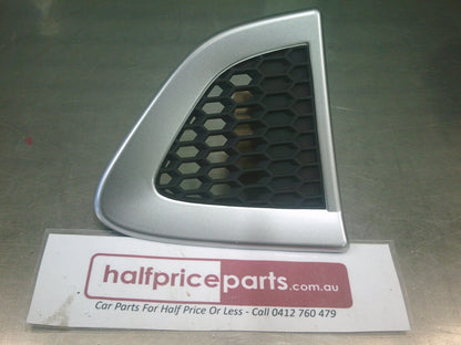 Holden Captiva CG/Captiva 7 Genuine Right Hand Front Guard Trim - New Part