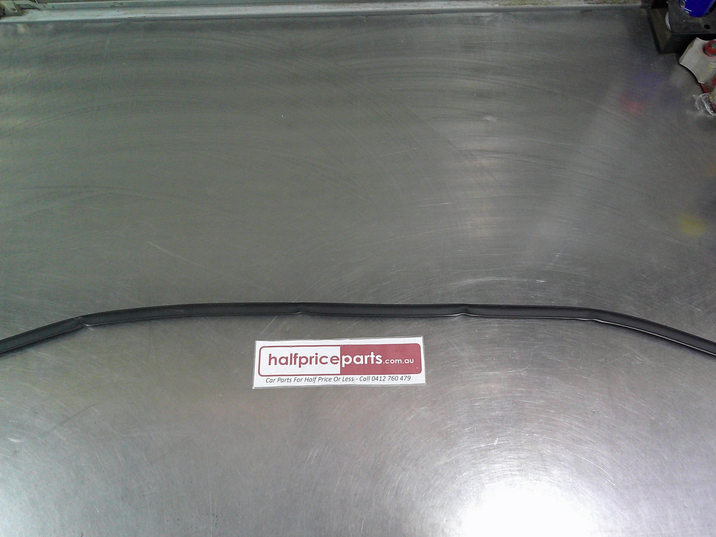 GM Silverado 1500 Genuine Front Bonnet Weatherstrip New Part