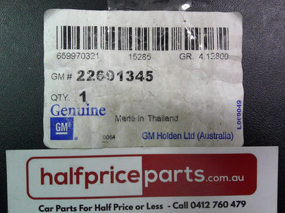 Holden RC Colorado Genuine Automatic Fluid Cooler Line Connector New Part