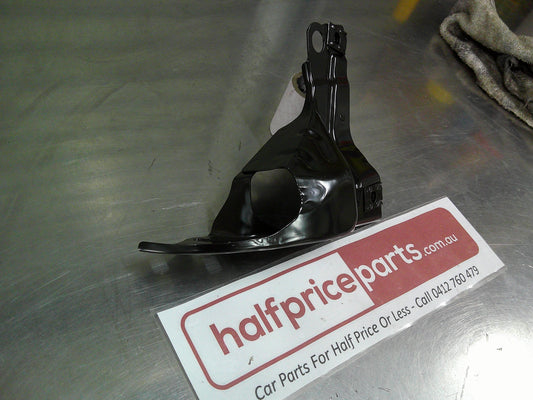 Holden TM Barina Genuine Right Hand Front Lower Guard Bracket New Part