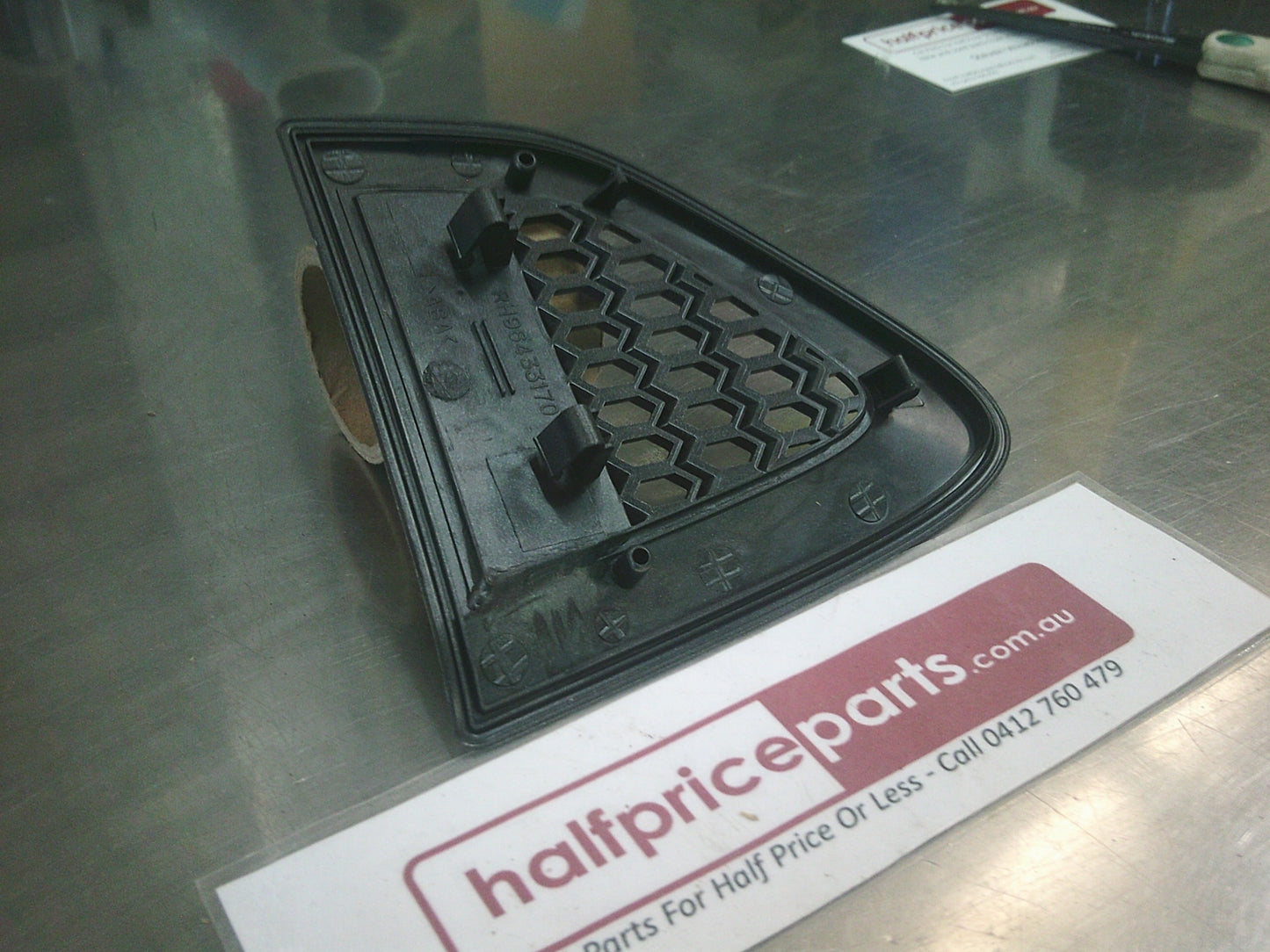 Holden Captiva CG/Captiva 7 Genuine Right Hand Front Guard Trim - New Part