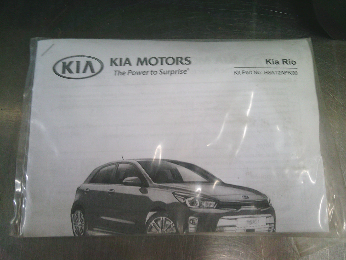 Kia YB Rio Genuine Limited Edition Lockable Roof Rack Kit New Part