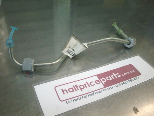Holden CG Captiva/JH/JG Cruze Genuine Fuel Injector Tube - New Part