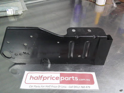 Daewoo Lanos Front Right Mudguard Mount Panel New Part