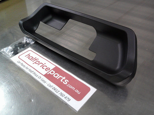 Toyota Yaris Cross/Yaris Cross Hibrid Genuine Tow Bar Finishing Garnish New Part