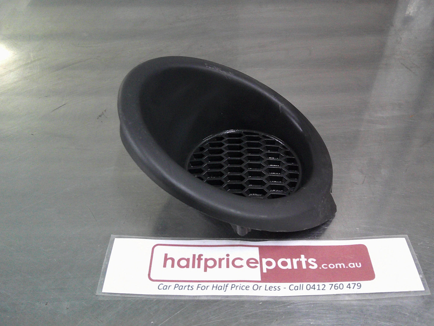 Holden CG Captiva Genuine Left Hand Front Fog Light Cover Used Part