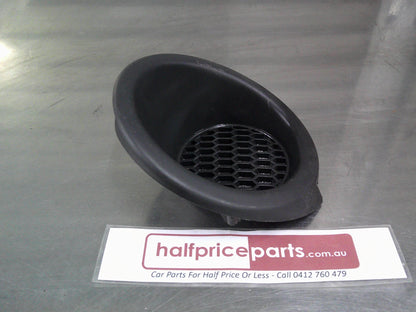 Holden CG Captiva Genuine Left Hand Front Fog Light Cover Used Part