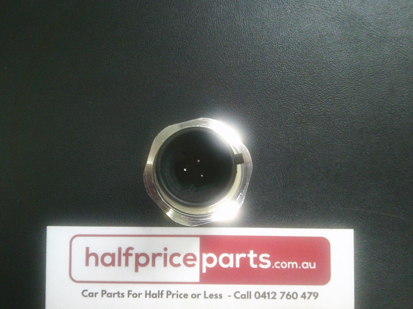 Holden VZ/VE Commodore/WL/WM Caprice/Statesman/RC Colorado Genuine Oil Pressure Sensor New Part