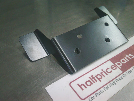 Holden RG Colorado Genuine Left Hand Front Guard Bracket New Part