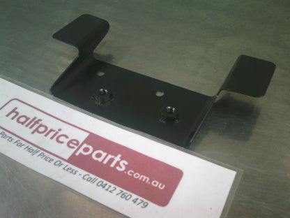 Holden RG Colorado Genuine Left Hand Front Guard Bracket New Part