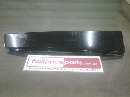 Holden VE/VF Commodore Genuine Rear Left Hand  Pillar Moulding Cover - New Part