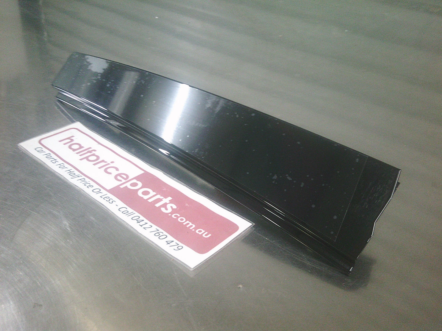 Holden VE/VF Commodore Genuine Rear Left Hand  Pillar Moulding Cover - New Part