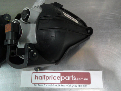Holden CG7 Captiva Genuine Front Fog Light (Pair) Used Part VGC