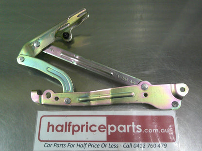 Holden Epica Genuine Left Hand Rear Boot Lid Hinge New Part .