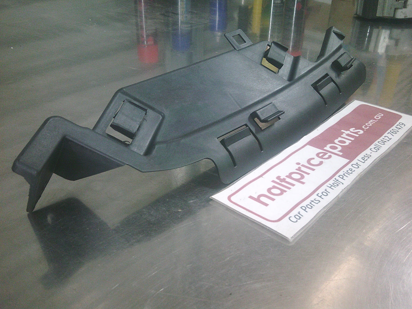 Holden VE Commodore Genuine Right Hand Side Front Bumper Bar Bracket - New Part